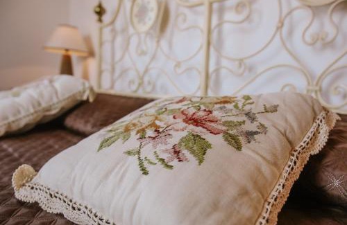 Villa San Secondo Bed & Breakfast | La Casa di Alice