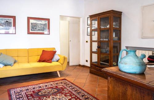 Monti Apartment | La casa di G - A pochi passi dal Colosseo! - Affascinante e Confortevole Oasi nel Quartiere Monti