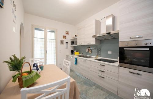 Salo Apartment | La Casa di Johnny - Appartamento Leo