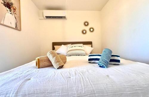 Villeneuve-Loubet House | La Casa Di Loubet - Sleeps 4 - Overview Sea-Park