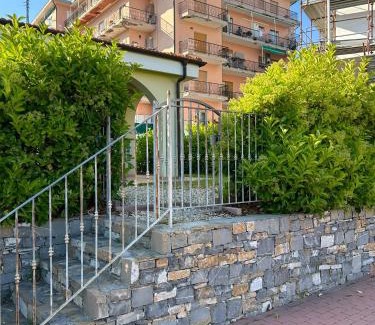 Riva Ligure Apartment | La casa di Mauro - Mare e ciclabile a pochi passi