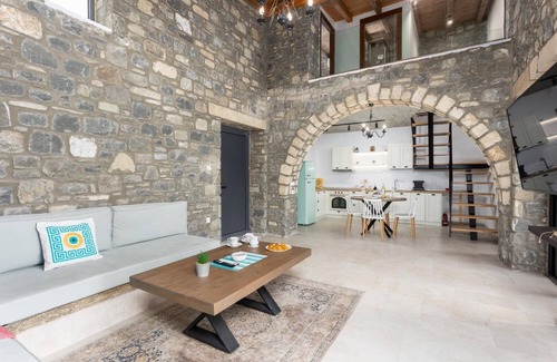 Kiotari Villa | La Casa Di Pietre 3 - Three Bedroom Villa, Sleeps 6