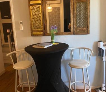 Capdenac-Le-Haut Apartment | La casa du port, Chambres, suite privée, appartement avec vue sur la rivière