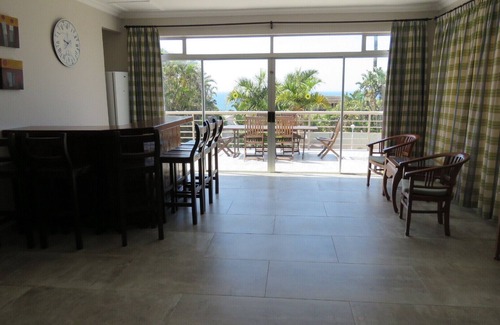 uMlalazi House | La Casa Karina is located on Blythedale Beach on the Dolphin Coast