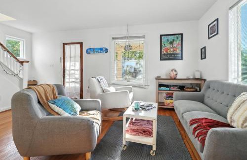 Old West Side House | La Casa Naranja home