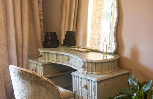 Hillcrest House | La Casa Nostra Villa Rose Garden Amore