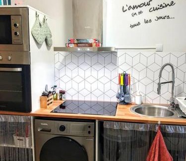 Villepinte Apartment | La Casa Picasso