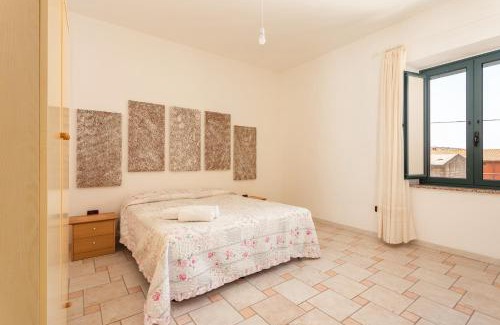 Scano di Montiferro House | La Casa Rosa Di Rita E Franco
