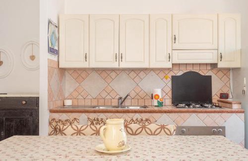 Scano di Montiferro House | La Casa Rosa Di Rita E Franco