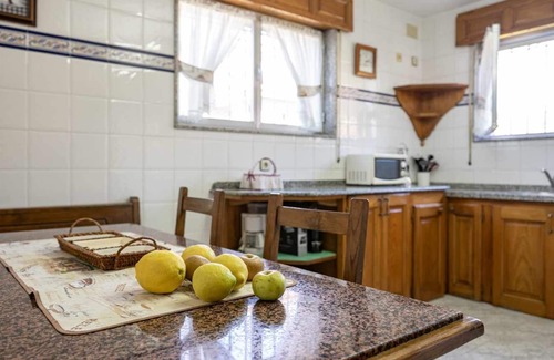 Quintana House | LA Casa Rural DE Manolita