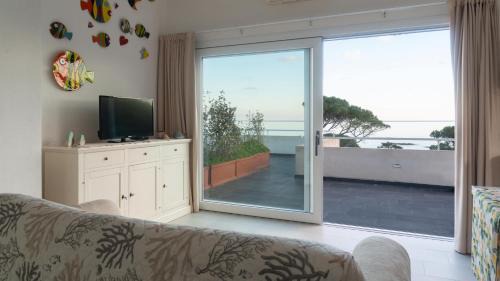 Cala Liberotto Apartment | La Casa Sul Mare