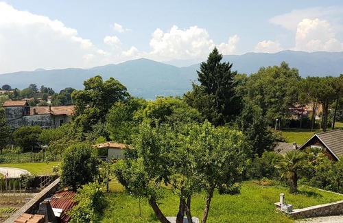 Porto Valtravaglia Villa | La Cascinetta