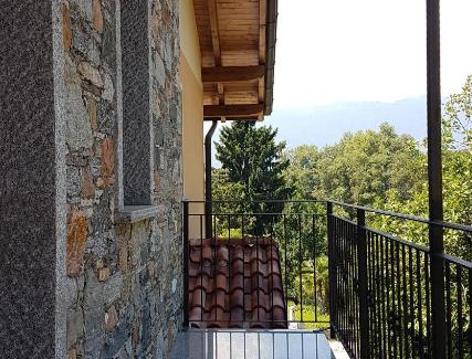 Porto Valtravaglia Villa | La Cascinetta
