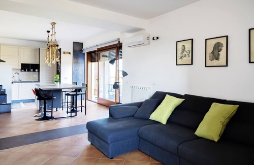 Palidoro Apartment | La Casetta di Palidoro [5 min from Bambin Gesu Children's Hospital].