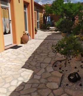 Baratili San Pietro Apartment | La Casetta