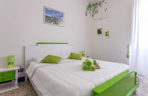 Scano di Montiferro House | La Casetta - Sea And Mountain