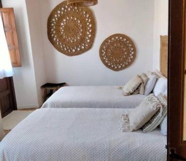 Santa Eulalia House | La Casina Roja - Santolaya de Cabranes