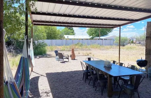 Marfa House | La Casita Azul - Cozy Casita with Large Backyard in Marfa, TX
