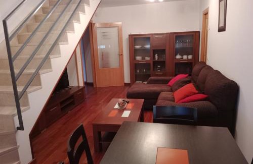 Zamora Apartment | La casita de Miguel, con garaje y piscina