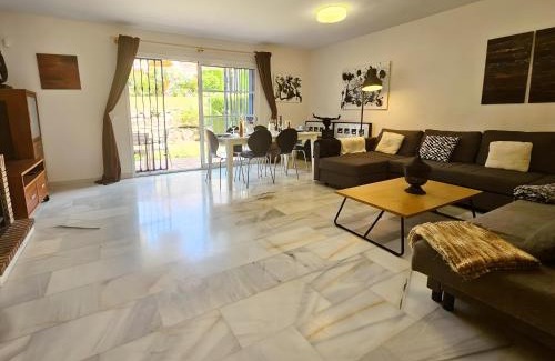 New Golden Mile Ski Chalet | La Casita de Monte Biarritz by Lica