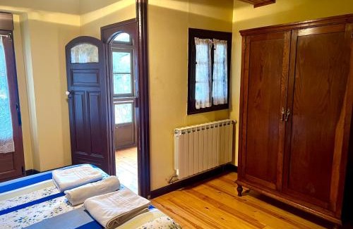 Puente Nuevo House | La Casona de Cabrales