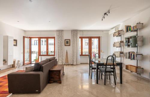 Palermo House | La Cassatella family home