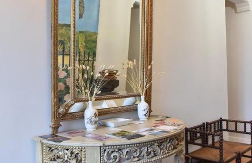 Saint-Christophe-des-Bardes Villa | La Chartreuse d'Ertan "Les maîtres" 4 étoiles