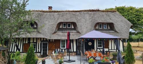 Saint-Christophe-sur-Conde House | La Chaumière Enchantée