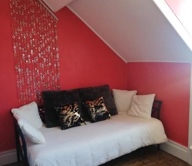 Cherbourg-en-Cotentin Bed & Breakfast | La Chambre d'hôte de Chris