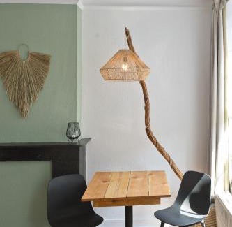 Saint-Laurent Bed & Breakfast | La chambre de Sam - Chambre lit 180 avec SDB privée proche centre ville