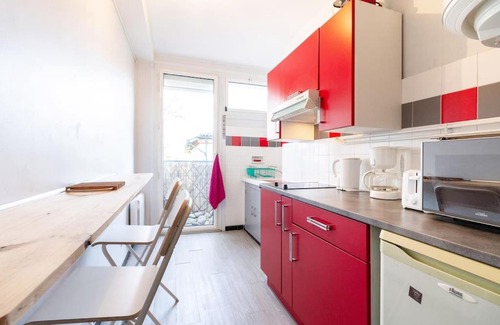 Saint - Michel Apartment | La chambre des secrets/parking/wifi