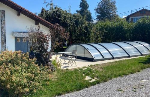 Saint-Paul-en-Chablais House | La chaumière aux fleurs