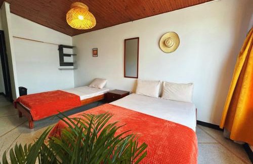 Armenia House | La Chiva Hostal Armenia