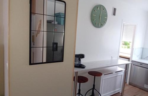 Anatole France Danton Apartment | La citadine Havraise