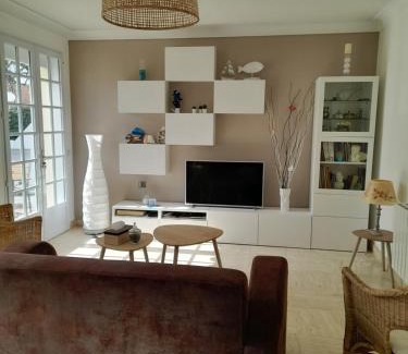 Saint-Regnobert-de-la-Cote-de-Nacre Bed & Breakfast | La Clé de Line
