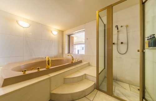 Yoshihama Hotel | La Classe de Cienega