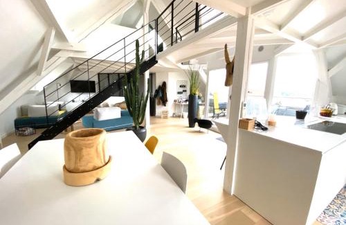 Old Town Apartment | LA CLE DES TOITS