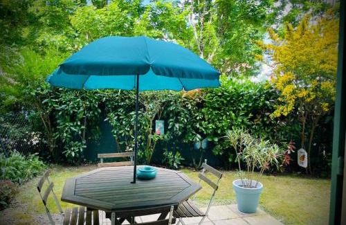 Bailly-Romainvilliers Apartment | La Clef du Bonheur - 9 Min de Disney Jardin privatif