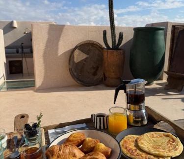 Zaouia Sidi Rhalem House | La Clique Magique