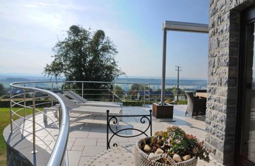 Somme-Leuze House | La Coline