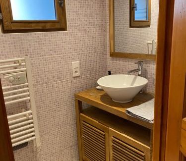 Nancroit Apartment | La Combe de Moulin