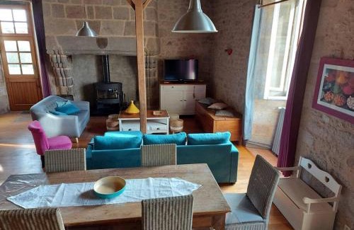 Mauleon House | La Commanderie Grand Gite 10kms " Puy duFou"