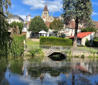 Vierzon Apartment | La confiserie , vierzon , proche gare , tout confort