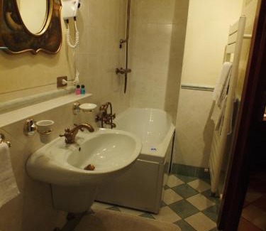 Orta San Giulio Hotel | La Contrada dei Monti