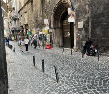 Naples City Centre House | La corte dei decumani