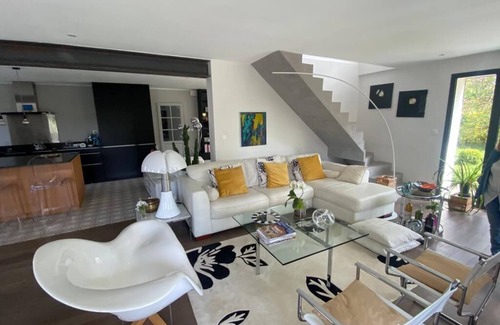 Est House | La Cortesine T3