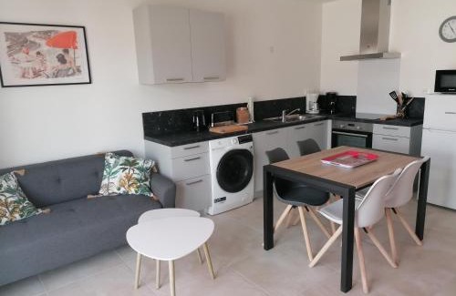 Les Mathes House | LA CORVETTE Maison avec piscine/parking/wifi/plages 5kms