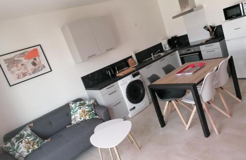 Les Mathes House | LA CORVETTE Maison avec piscine/parking/wifi/plages 5kms