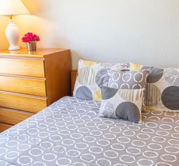Springfield Lakes House | La Costa Chandler