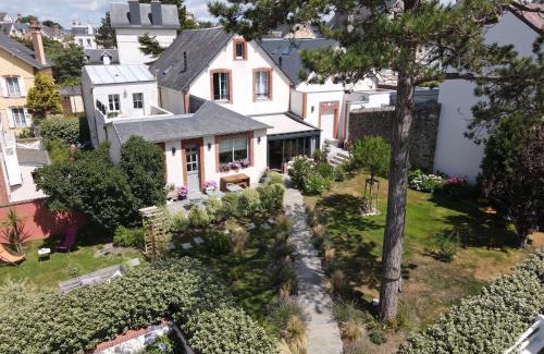 Saint-Pair-sur-Mer Bed & Breakfast | La Cotentine Maison d'Hôtes